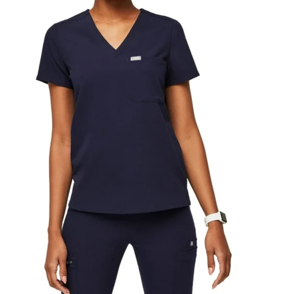 Figs Navy Catarina Top